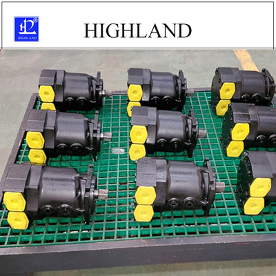 Self Propelled High Passenger Lifting Platformr Hydraulic Piston Motor Easy Maintenance